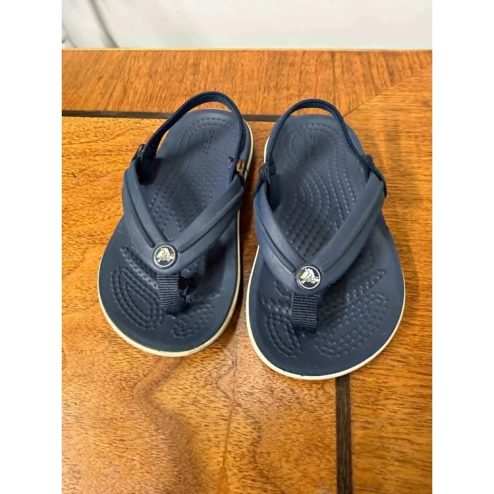 Crocs‎ Kids 6 Croc band Strap Flip Flops Navy Blue slip on Sandals Water shoes